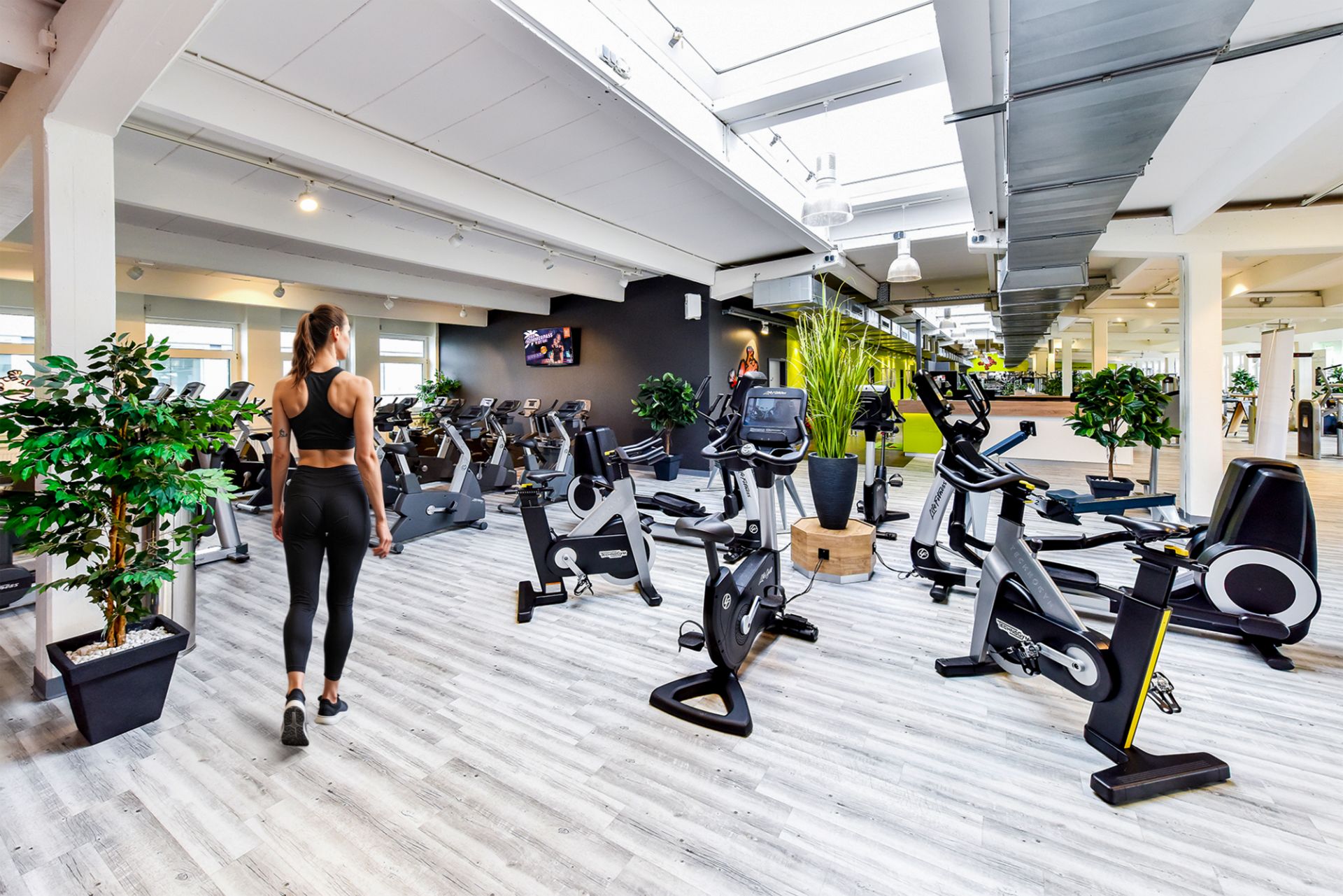 JUMPERS FITNESS Germany 1